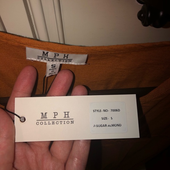 Romper - Picture 2 of 2